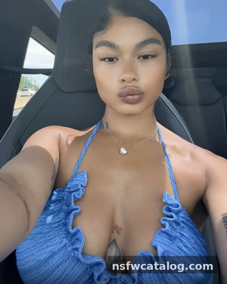 Huge Natural Tits & Home Nudes